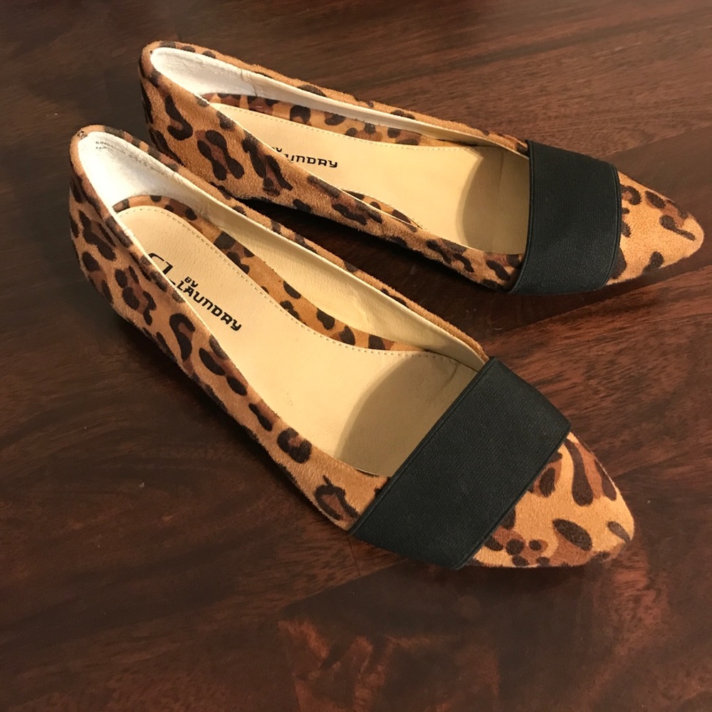 CL by Laundry Suzie low heeled leopard flat